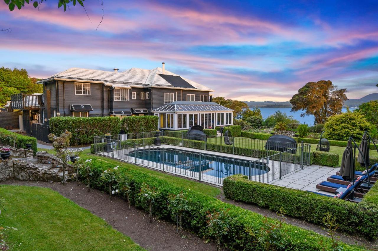 Black Swan Lakeside Boutique Hotel Rotorua Ngoại thất bức ảnh