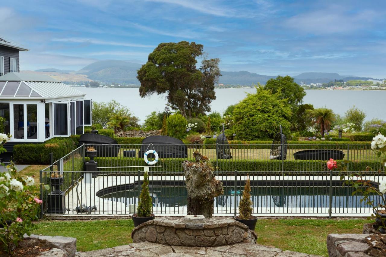 Black Swan Lakeside Boutique Hotel Rotorua Ngoại thất bức ảnh